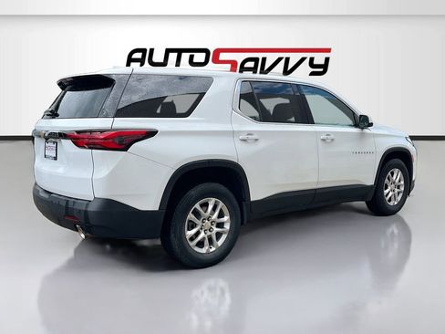 Used 2023 Chevrolet Traverse LS w/ Safety Package FWD image 7