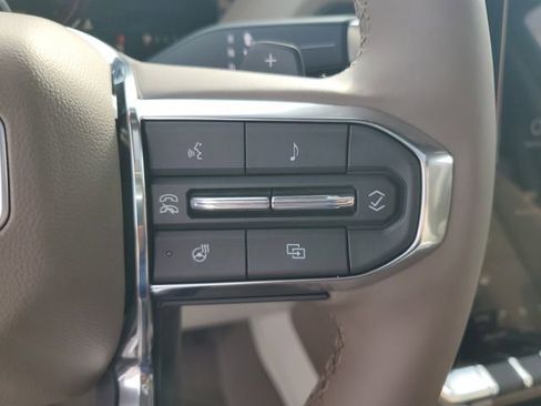 New 2026 GMC Yukon Denali w/ Denali Reserve Package image 13