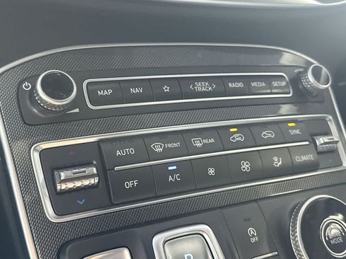 Used 2023 Hyundai Santa Fe SEL FWD image 20