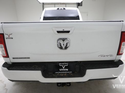 Used 2024 RAM 3500 Big Horn w/ Sport Appearance Package AWD/4WD image 3