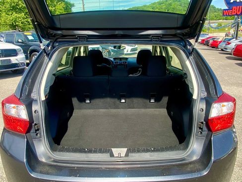 Used 2015 Subaru Impreza 2.0i Premium AWD/4WD image 12