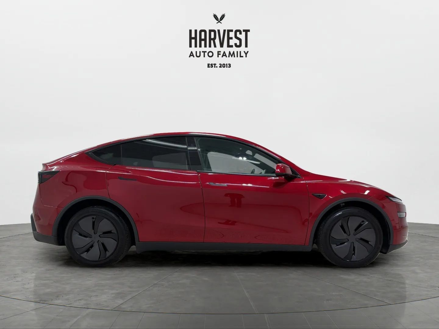 Used 2026 Tesla Model Y AWD image 8