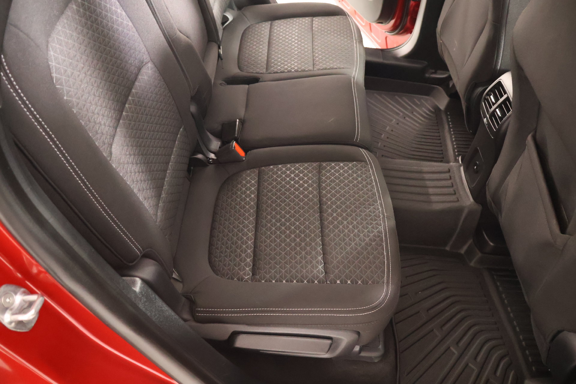 Used 2025 Ford Escape Active w/ Tech Pack #1 FWD image 14