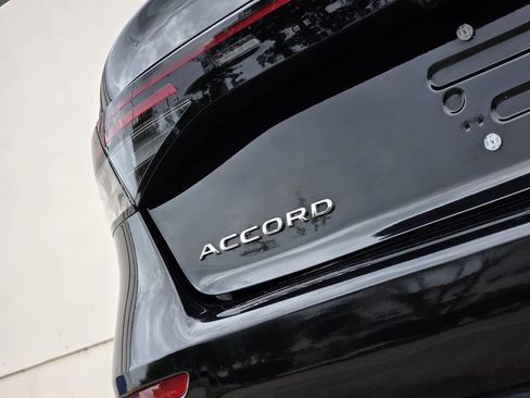 Used 2023 Honda Accord EX image 36