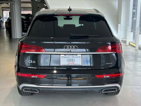 Certified 2023 Audi Q5 2.0T Premium w/ Convenience Package image 5