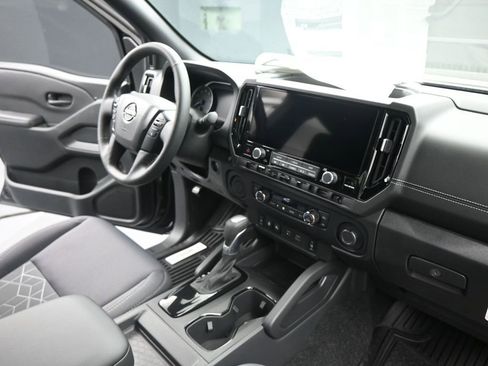 New 2026 Nissan Frontier SV w/ SV Convenience Package image 18