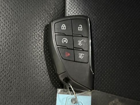 Used 2023 Chevrolet Suburban RST w/ Luxury Package RWD image 27