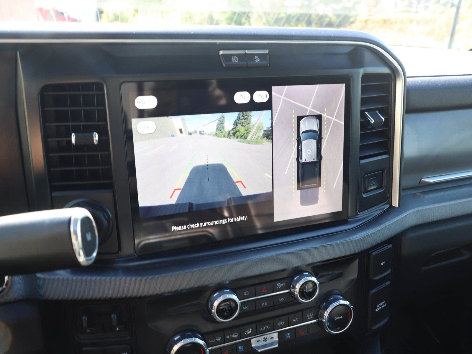 Used 2025 Ford F350 Platinum AWD/4WD image 20