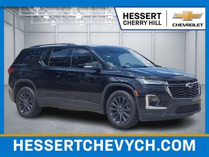 Used 2023 Chevrolet Traverse RS