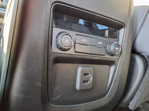 Used 2023 Buick Enclave Essence FWD image 26