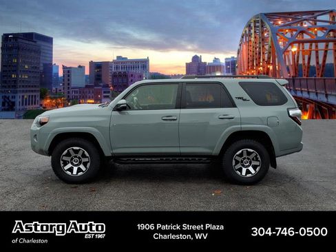 Used 2023 Toyota 4Runner TRD Off-Road Premium w/ Off Road Premium Plus Package image 6