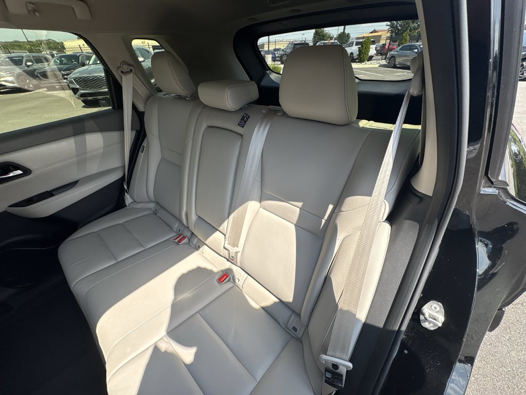 Used 2025 Nissan Rogue SL FWD image 31