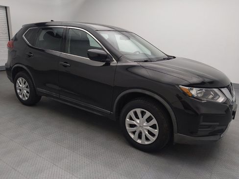 Used 2018 Nissan Rogue S AWD/4WD image 11