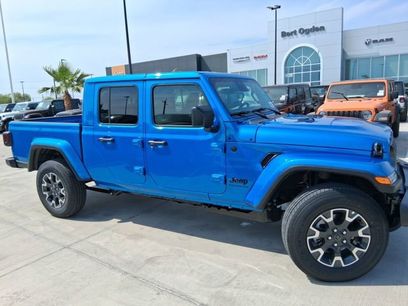 New 2026 Jeep Gladiator Sport