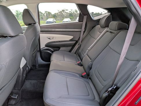 Used 2022 Hyundai Tucson SE FWD image 15