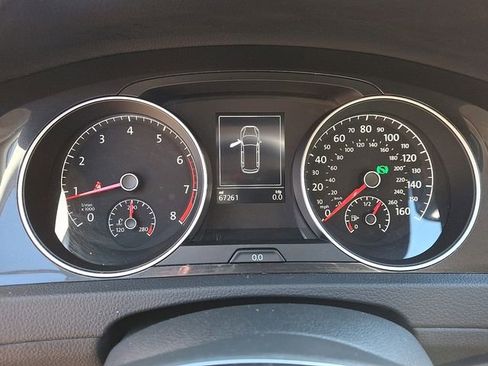 Certified 2019 Volkswagen Golf Alltrack S image 25