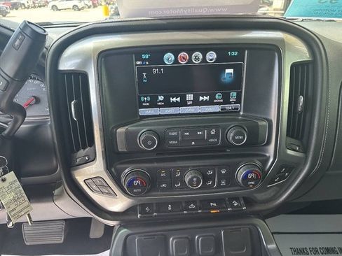 Used 2017 Chevrolet Silverado 1500 LTZ Z71 w/ LTZ Plus Package image 6