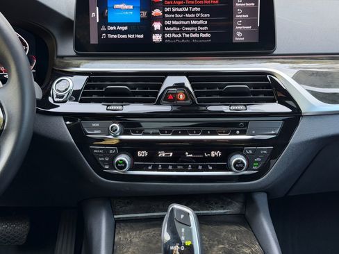 Certified 2023 BMW 530i 530i w/ Premium Package image 25