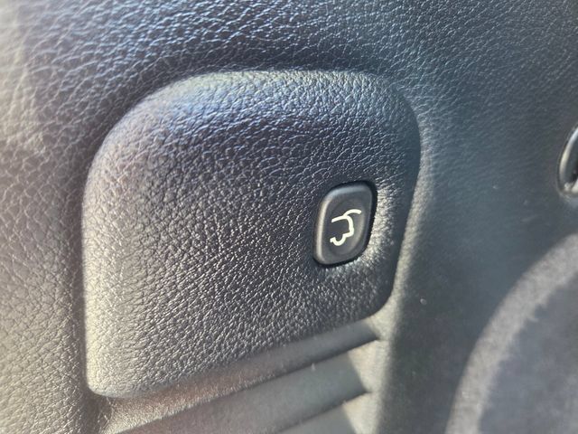 Used 2019 Jeep Grand Cherokee Limited AWD/4WD image 10