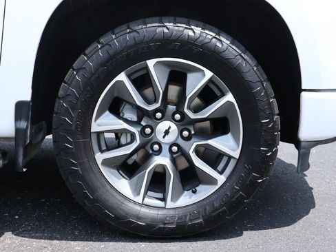 Used 2024 Chevrolet Silverado 1500 RST w/ Texas Edition Plus RWD image 22