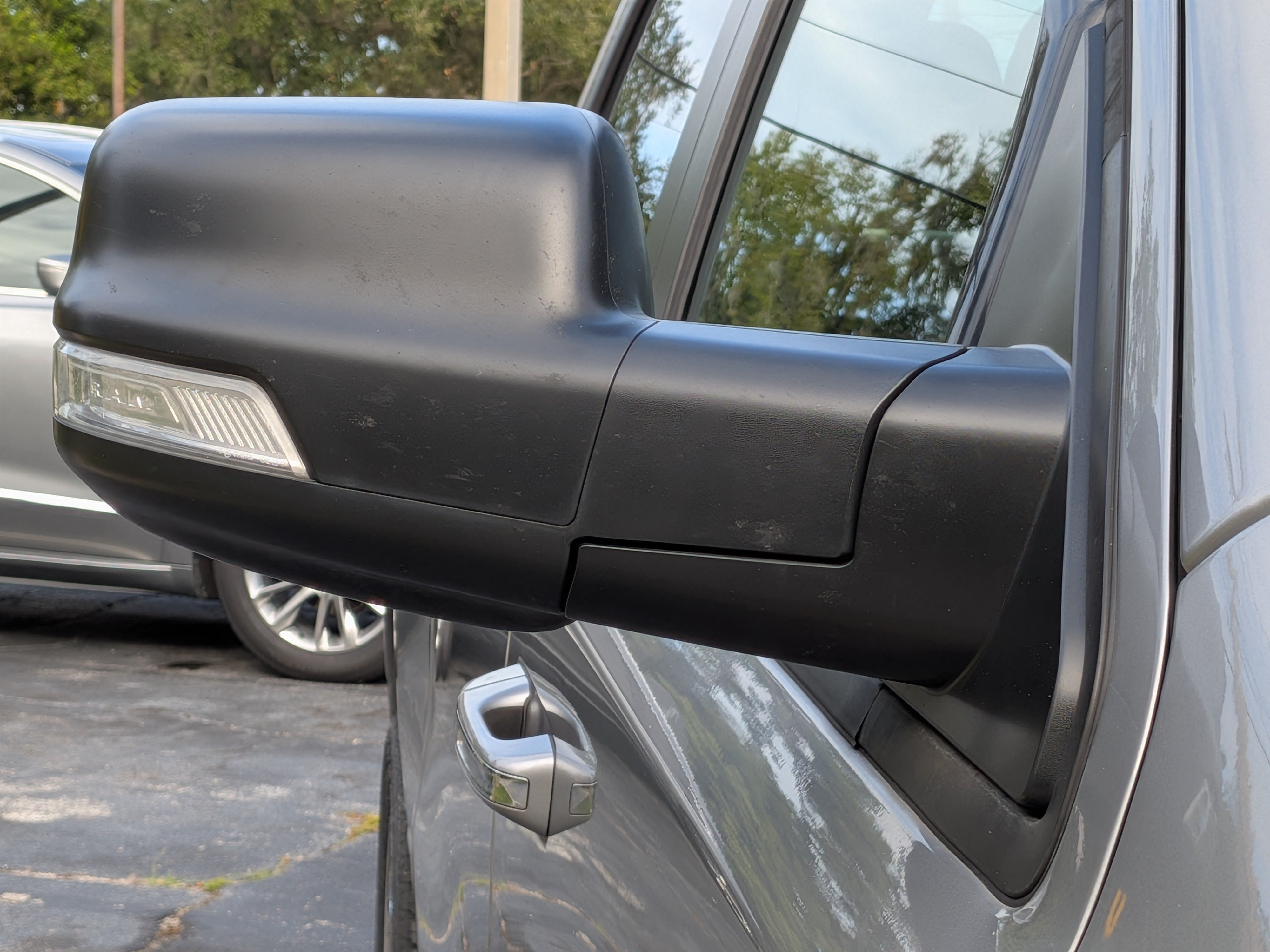 Used 2020 RAM 1500 Big Horn AWD/4WD image 11