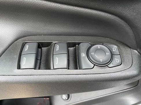 Used 2022 Chevrolet Equinox LT image 12