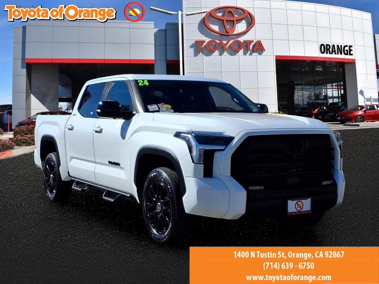 Used 2024 Toyota Tundra Limited AWD/4WD image 1