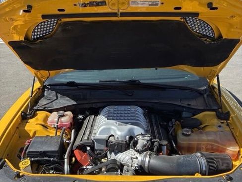 Used 2018 Dodge Charger SRT Hellcat image 7