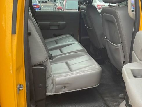 Used 2012 Chevrolet Silverado 3500 W/T image 11