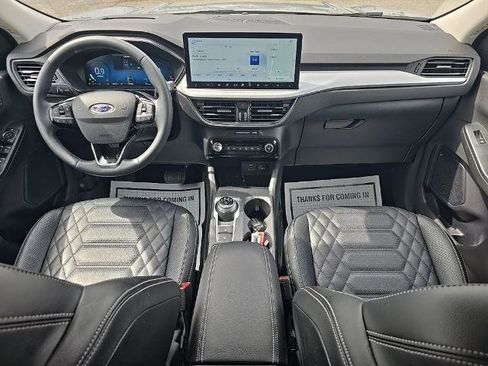 Certified 2023 Ford Escape Platinum w/ Premium Technology Package AWD/4WD image 23
