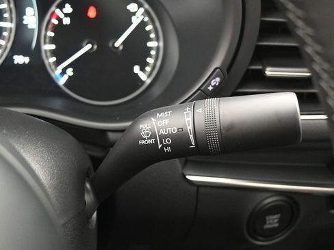 Used 2025 MAZDA MAZDA3 s FWD image 16