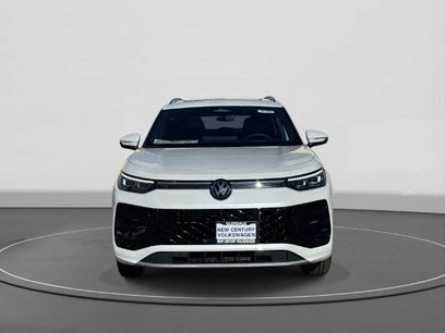 New 2026 Volkswagen Tiguan SEL R-Line