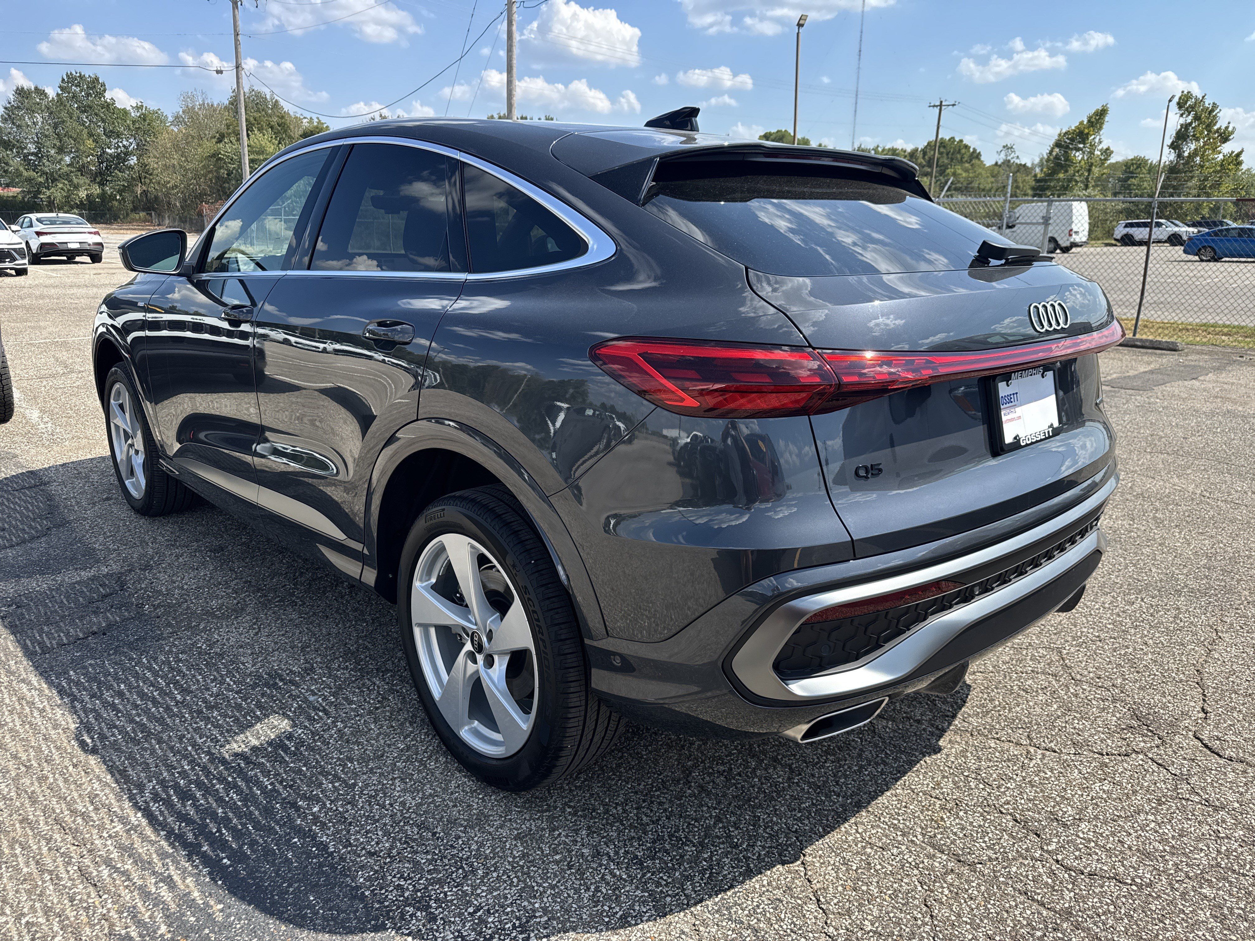 Certified 2026 Audi Q5 Premium Plus w/ Premium Plus AWD/4WD image 10