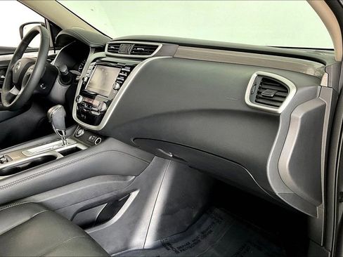 Used 2018 Nissan Murano Platinum image 19