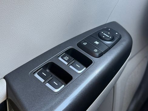 Used 2019 Kia Sportage LX FWD image 29