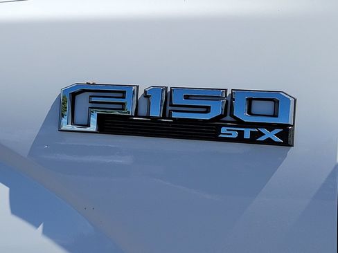 Used 2018 Ford F150 XL w/ Equipment Group 101A Mid AWD/4WD image 15