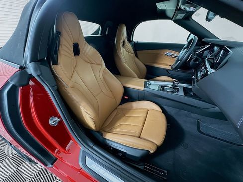 Certified 2023 BMW Z4 sDrive30i w/ Shadowloine Package RWD image 25