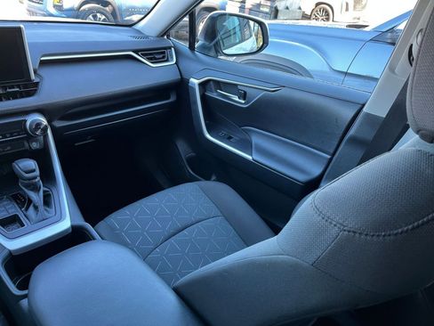 Used 2025 Toyota RAV4 XLE image 35