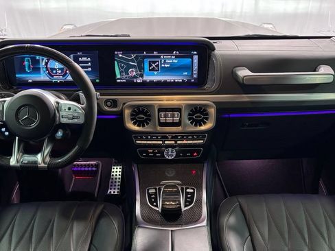 Used 2024 Mercedes-Benz G 63 AMG 4MATIC image 2