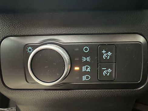 Used 2021 Ford Escape S image 12