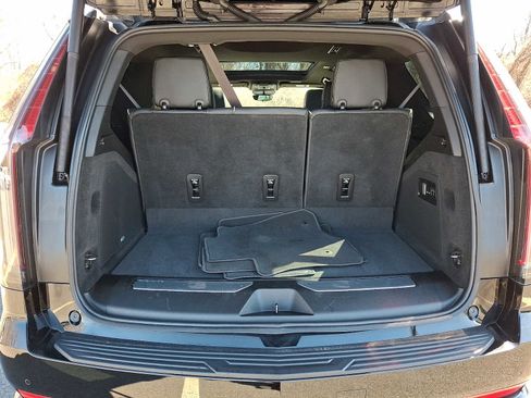 Used 2022 Cadillac Escalade Sport w/ Touring Package image 30