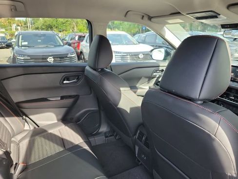 New 2026 Nissan Rogue SV AWD/4WD image 29
