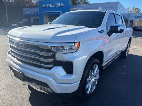 Used 2024 Chevrolet Silverado 1500 High Country image 12