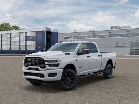 New 2026 RAM 2500 Big Horn AWD/4WD image 17