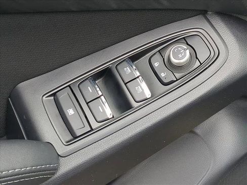 Certified 2025 Subaru Ascent Premium image 11