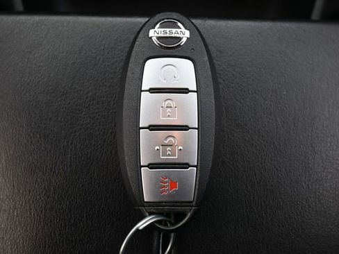 Used 2021 Nissan Rogue SV image 17