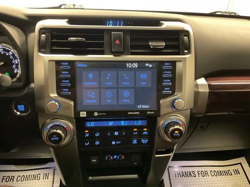 Used 2022 Toyota 4Runner Limited AWD/4WD image 24