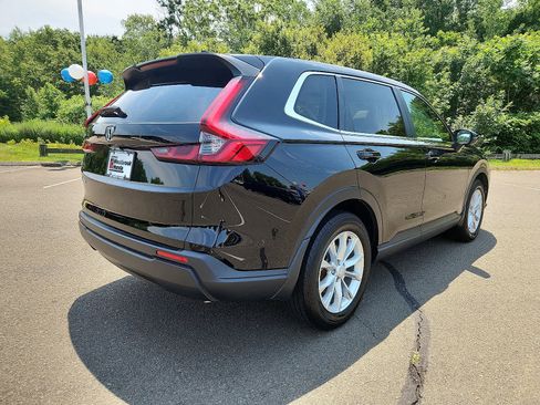 Used 2024 Honda CR-V EX image 5