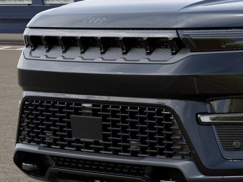 New 2026 Jeep Grand Wagoneer Limited AWD/4WD image 14