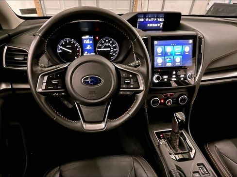 Used 2022 Subaru Crosstrek 2.5i Limited w/ Moonroof Package 2 image 5